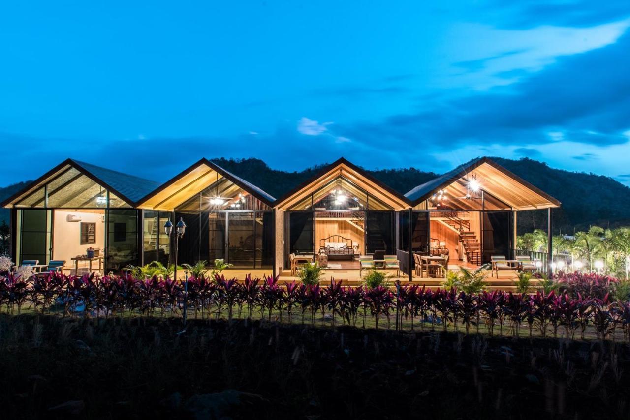 Отель Mont Blanc Glamping Khao Yai Khao Yai National Park Экстерьер фото