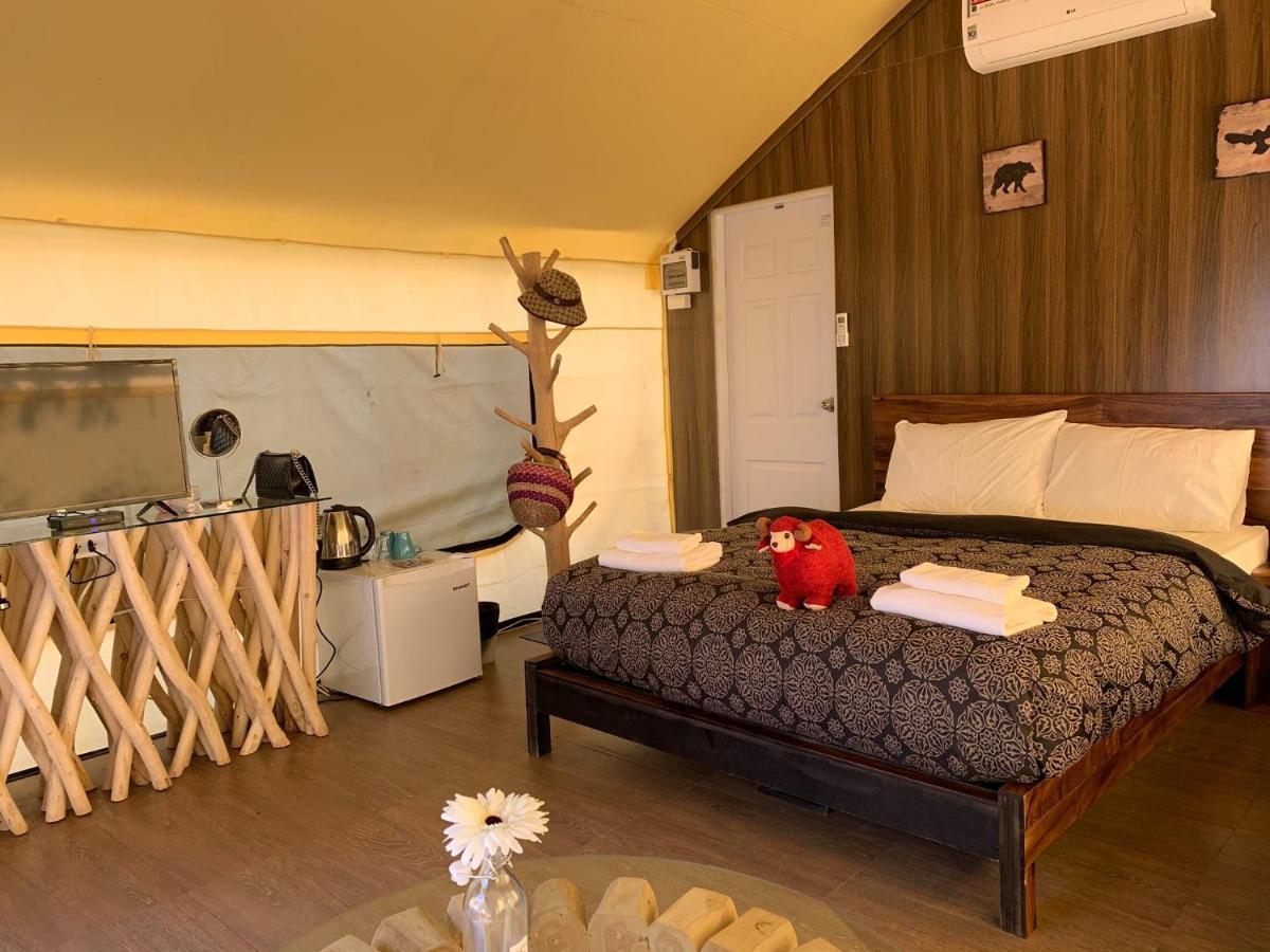 Отель Mont Blanc Glamping Khao Yai Khao Yai National Park Экстерьер фото